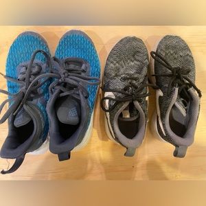 Two pairs Nike Shoes